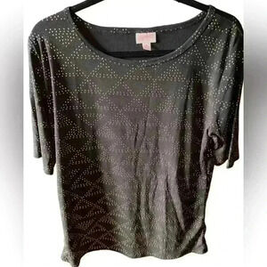 Lularoe 2X black Gigi top with gold raised dots From the elegant collection.